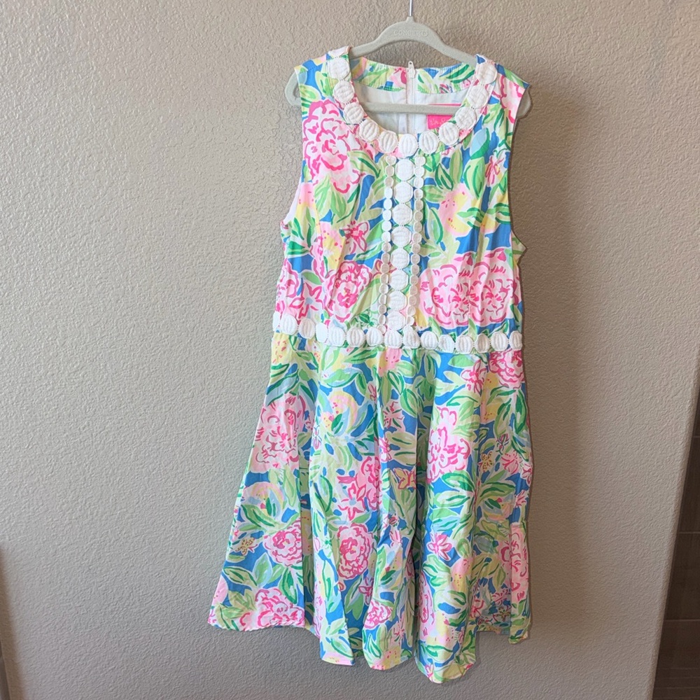 Lilly Pulitzer Girls Idala Dress in “Grove Garden” - Picture 2 of 3